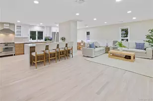 13 Bittersweet Ave S, Hampton Bays, NY 11946 - Photo 7