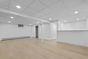 13 Bittersweet Ave S, Hampton Bays, NY 11946 - Photo 31