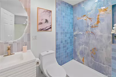 13 Bittersweet Avenue S, Hampton Bays, NY 11946 - Photo 11