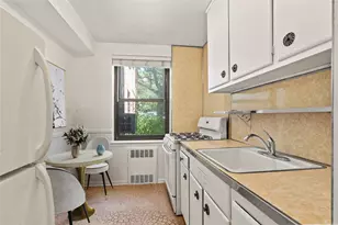 139-15 28th Rd, Flushing, NY 11354 - Photo 9