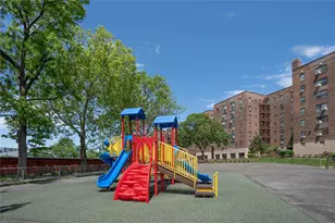 139-15 28th Rd, Flushing, NY 11354 - Photo 19