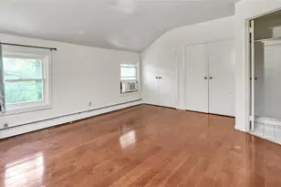 117 Glenwood Rd, Glenwood Landing, NY 11547 - Photo 9