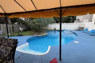 121 West Ave, Hicksville, NY 11801 - Photo 31