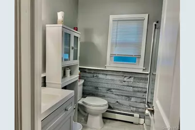 107 Fairview Avenue, Oceanside, NY 11572 - Photo 9