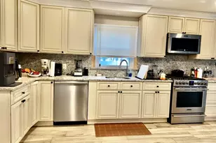 107 Fairview Ave, Oceanside, NY 11572 - Photo 5