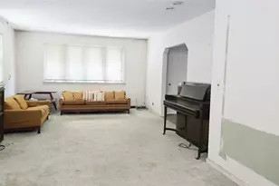 28-17 215th Pl, Bayside, NY 11360 - Photo 5