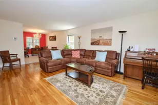 3000 Radcliff Ave, Bronx, NY 10469 - Photo 5