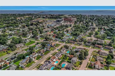 532 Alwick Avenue, West Islip, NY 11795 - Photo 31