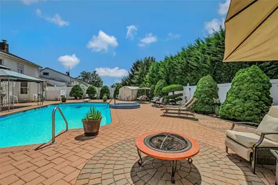 532 Alwick Avenue, West Islip, NY 11795 - Photo 17