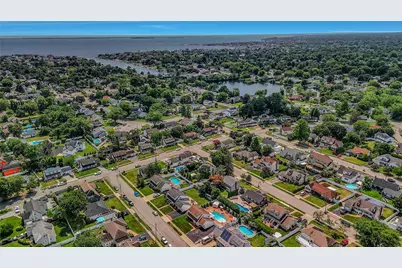 532 Alwick Avenue, West Islip, NY 11795 - Photo 33