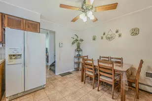 532 Alwick Ave, West Islip, NY 11795 - Photo 9