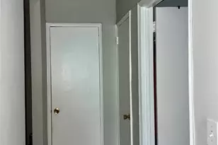 709 Warburton Ave, Yonkers, NY 10701 - Photo 17