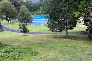 709 Warburton Ave, Yonkers, NY 10701 - Photo 43