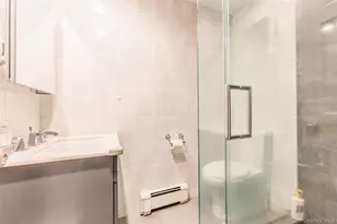 43 Jayson Ave, Great Neck, NY 11021 - Photo 17