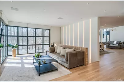 9 Winding Way, Locust Valley, NY 11560 - Photo 13