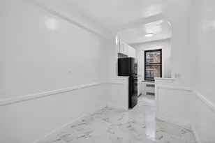 96-11 65th Rd, Rego Park, NY 11374 - Photo 17