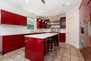 53 Pembroke Dr, Glen Cove, NY 11542 - Photo 21