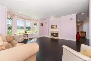 53 Pembroke Dr, Glen Cove, NY 11542 - Photo 15