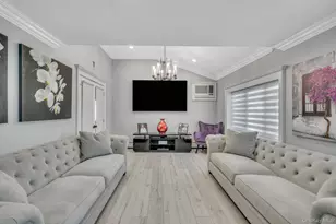 29 Selden Blvd, Centereach, NY 11720 - Photo 19