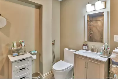 433 New Rochelle Road, Bronxville, NY 10708 - Photo 29