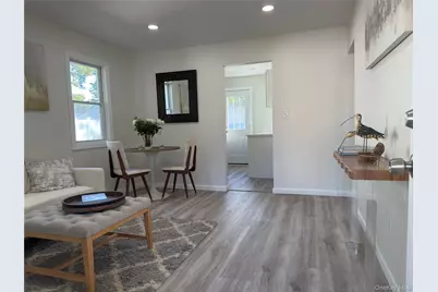 130 N Huron Street, Ronkonkoma, NY 11779 - Photo 3