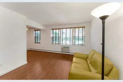 61 Maine Avenue #F6, Rockville Centre, NY 11570 - Photo 3