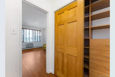 61 Maine Avenue #F6, Rockville Centre, NY 11570 - Photo 15