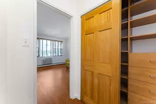 61 Maine Ave, Rockville Centre, NY 11570 - Photo 15