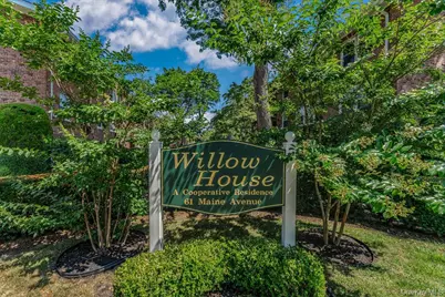 61 Maine Avenue #F6, Rockville Centre, NY 11570 - Photo 1