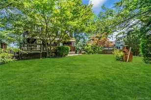 42 Summit St, Plainview, NY 11803 - Photo 21