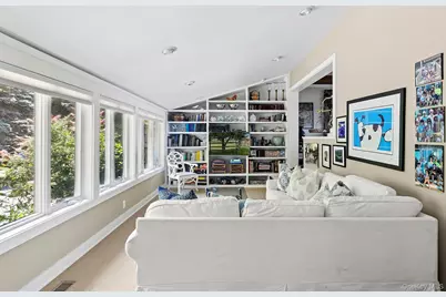 29 Bittersweet Lane, Southampton, NY 11963 - Photo 9