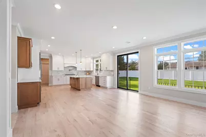 25 Westchester Avenue, Jericho, NY 11753 - Photo 19