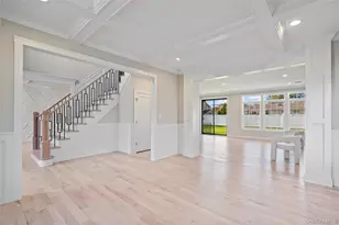 25 Westchester Ave, Jericho, NY 11753 - Photo 7