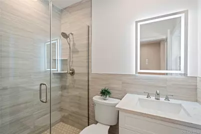 25 Westchester Avenue, Jericho, NY 11753 - Photo 21