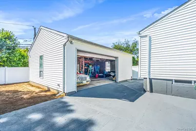 61 Andover Drive, Deer Park, NY 11729 - Photo 9