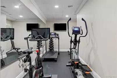 23 Legends Circle, Melville, NY 11747 - Photo 37