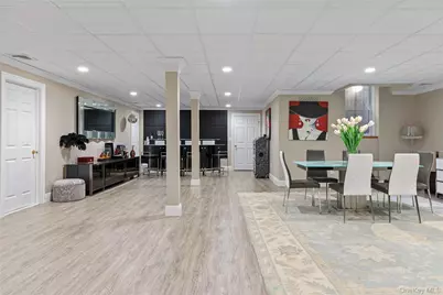 23 Legends Circle, Melville, NY 11747 - Photo 35