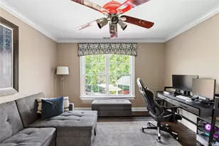 23 Legends Cir, Melville, NY 11747 - Photo 33