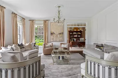 23 Legends Circle, Melville, NY 11747 - Photo 11