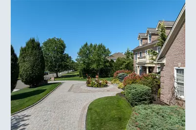 23 Legends Circle, Melville, NY 11747 - Photo 45