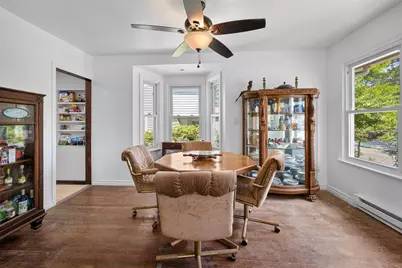 142 Gordon Place, Freeport, NY 11520 - Photo 11