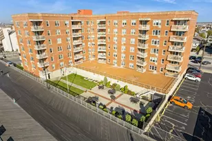 560 W Broadway, Long Beach, NY 11561 - Photo 35