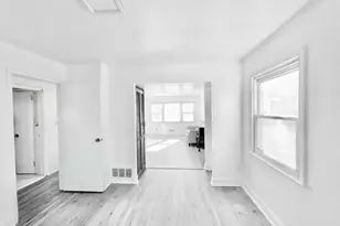 162-15 77th Ave, Fresh Meadows, NY 11366 - Photo 5