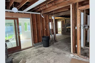 332 Jamaica Boulevard, Carle Place, NY 11514 - Photo 13