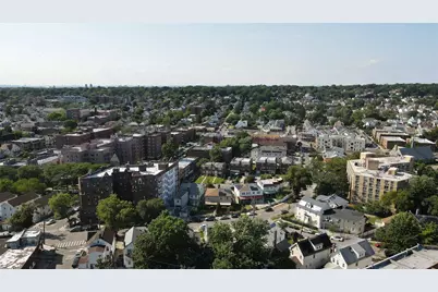 19511 Woodhull Avenue, Hollis, NY 11423 - Photo 9