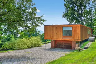 624 River Rd, Newburgh, NY 12550 - Photo 43