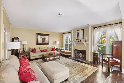 56 Floral Parkway, Floral Park, NY 11001 - Photo 5