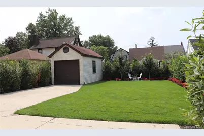 56 Floral Parkway, Floral Park, NY 11001 - Photo 31