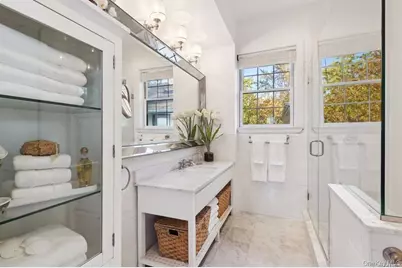 56 Floral Parkway, Floral Park, NY 11001 - Photo 17