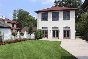 56 Floral Pkwy, Floral Park, NY 11001 - Photo 27